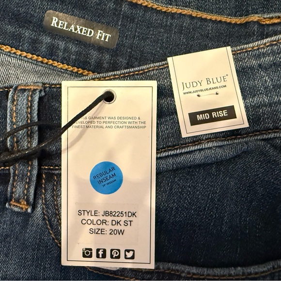 Judy Blue Dark Indigo Jeans- Women’s - Picture 5 of 6